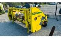 John Deere 630B