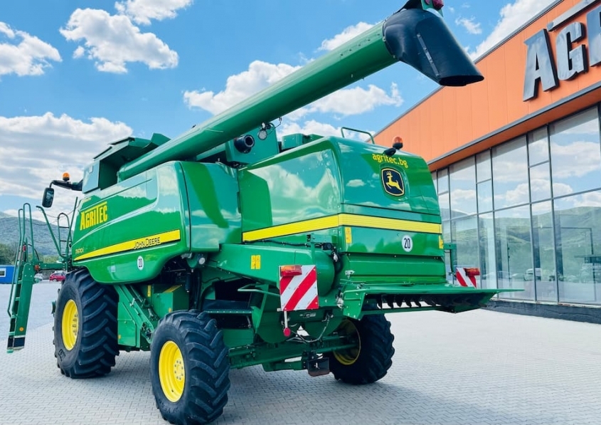 John Deere T670i HillMaster + 630R