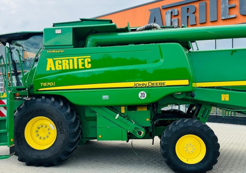 John Deere T670i HillMaster + 630R