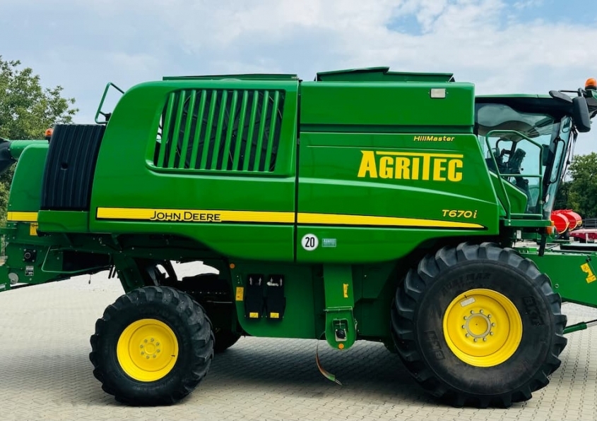 John Deere T670i HillMaster + 630R